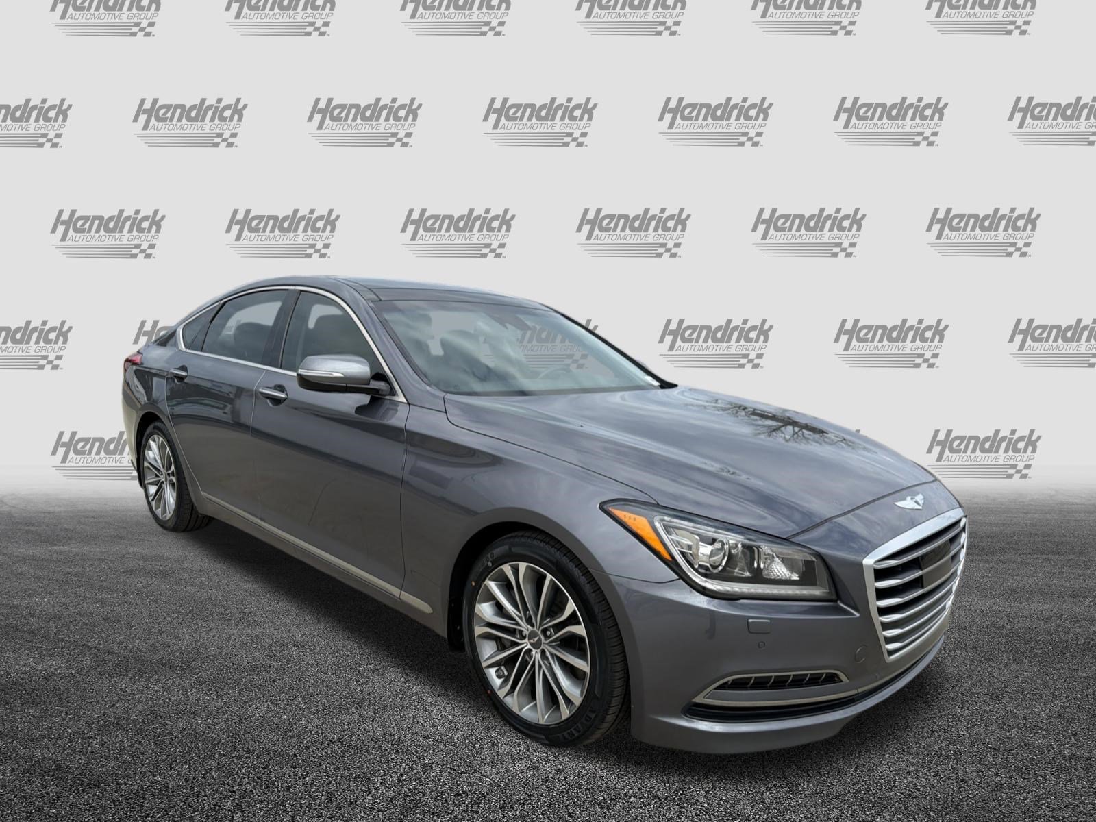 Used 2015 Hyundai Genesis 3.8 w/ Option Group 04 image 2