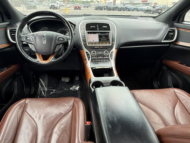 Used 2018 Lincoln MKX Reserve FWD image 21