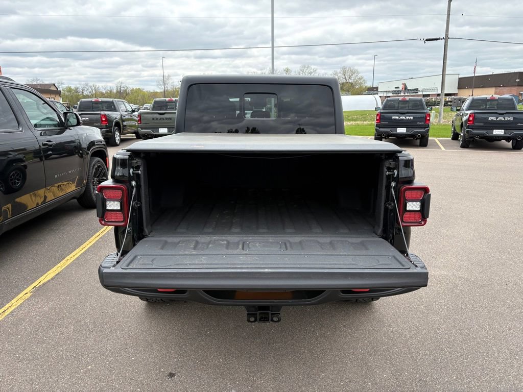 Certified 2025 Jeep Gladiator Rubicon w/ Convenience Group AWD/4WD image 6