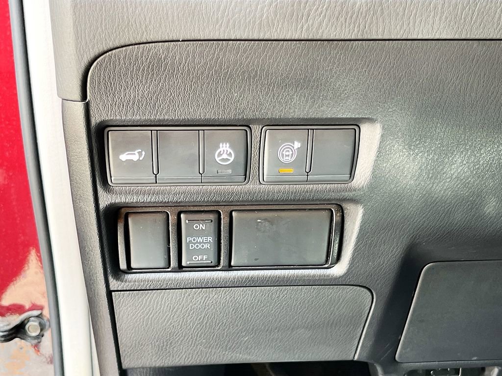 Used 2021 Nissan Armada Platinum w/ Captain's Chairs Package image 10