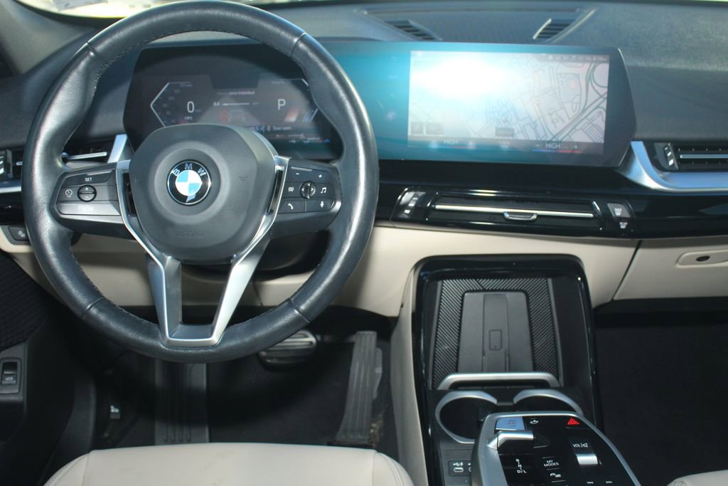 Used 2023 BMW X1 xDrive28i w/ Convenience Package AWD/4WD image 4