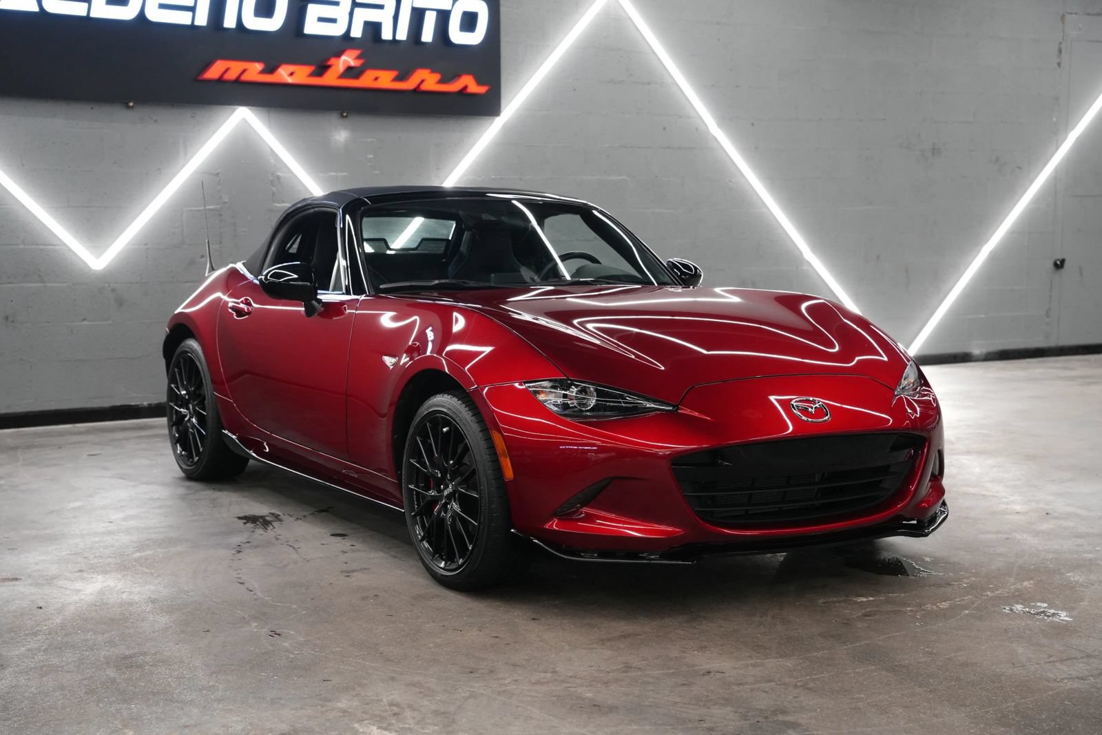 Used 2023 MAZDA MX-5 Miata Club w/ Brembo/BBS Recaro Package RWD image 5