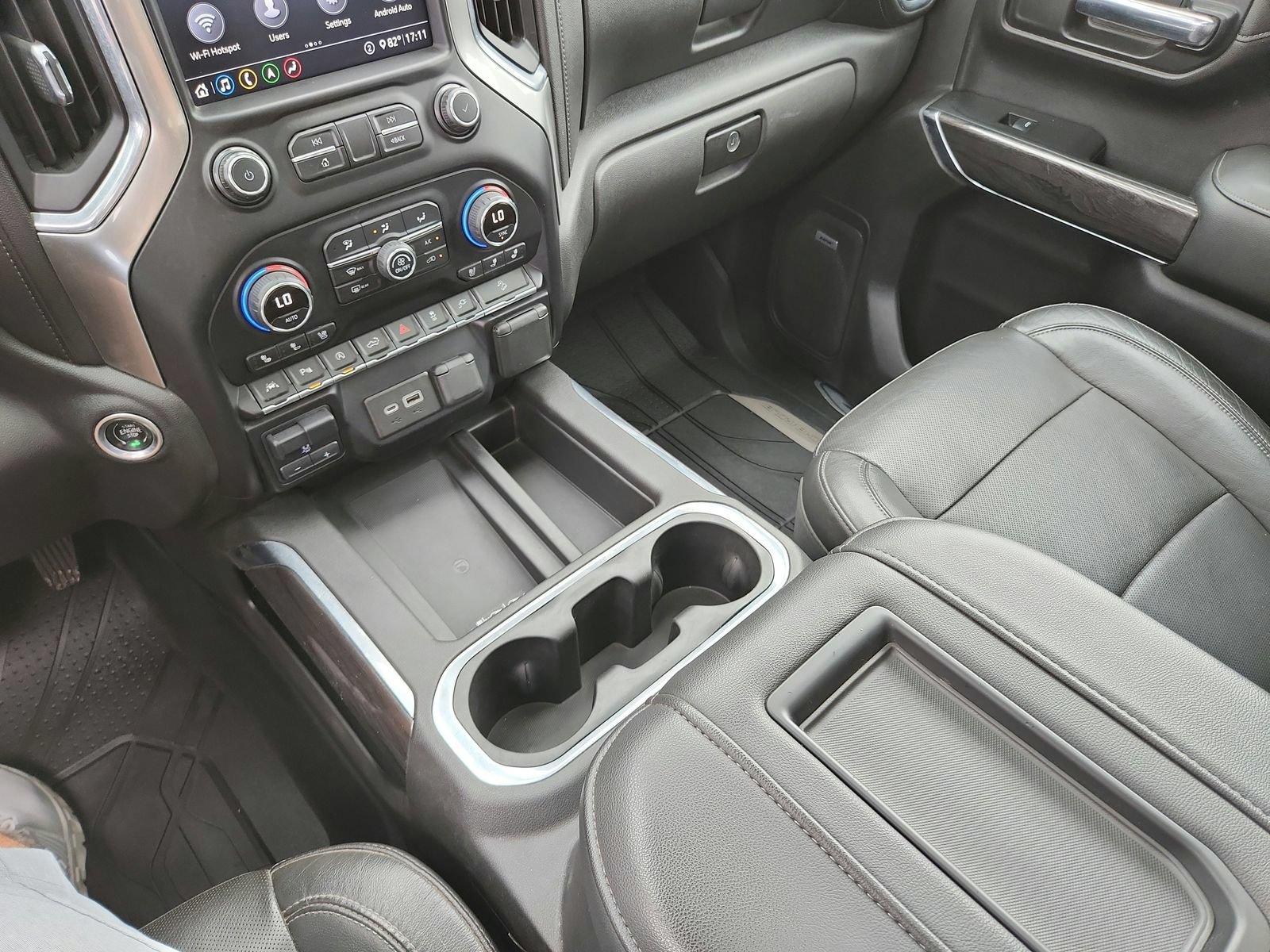 Used 2020 Chevrolet Silverado 1500 LTZ w/ LTZ Premium Package AWD/4WD image 17