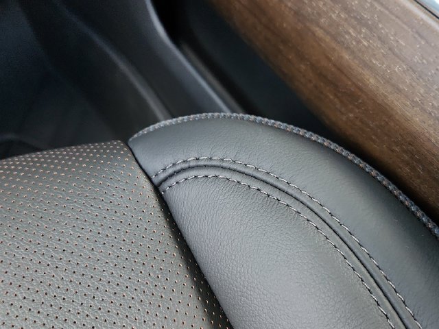New 2026 Chevrolet Silverado 1500 High Country w/ High Country Premium Package AWD/4WD image 33