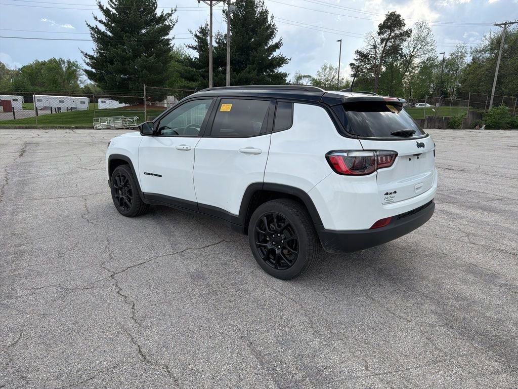 Used 2023 Jeep Compass Altitude image 7