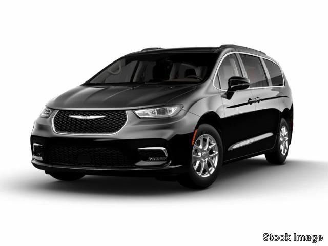 New 2023 Chrysler Pacifica Limited w/ Uconnect Theater Family Group image 1