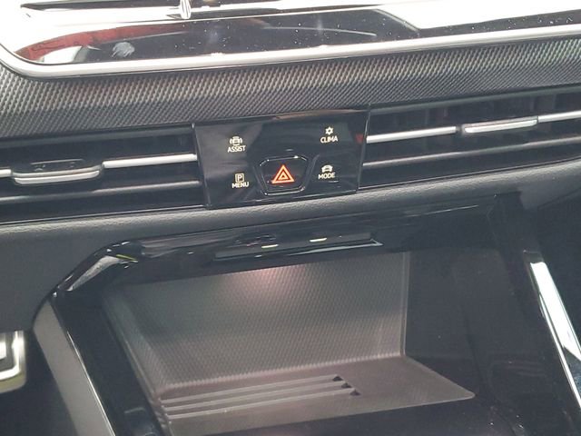 New 2026 Volkswagen GTI SE FWD image 25