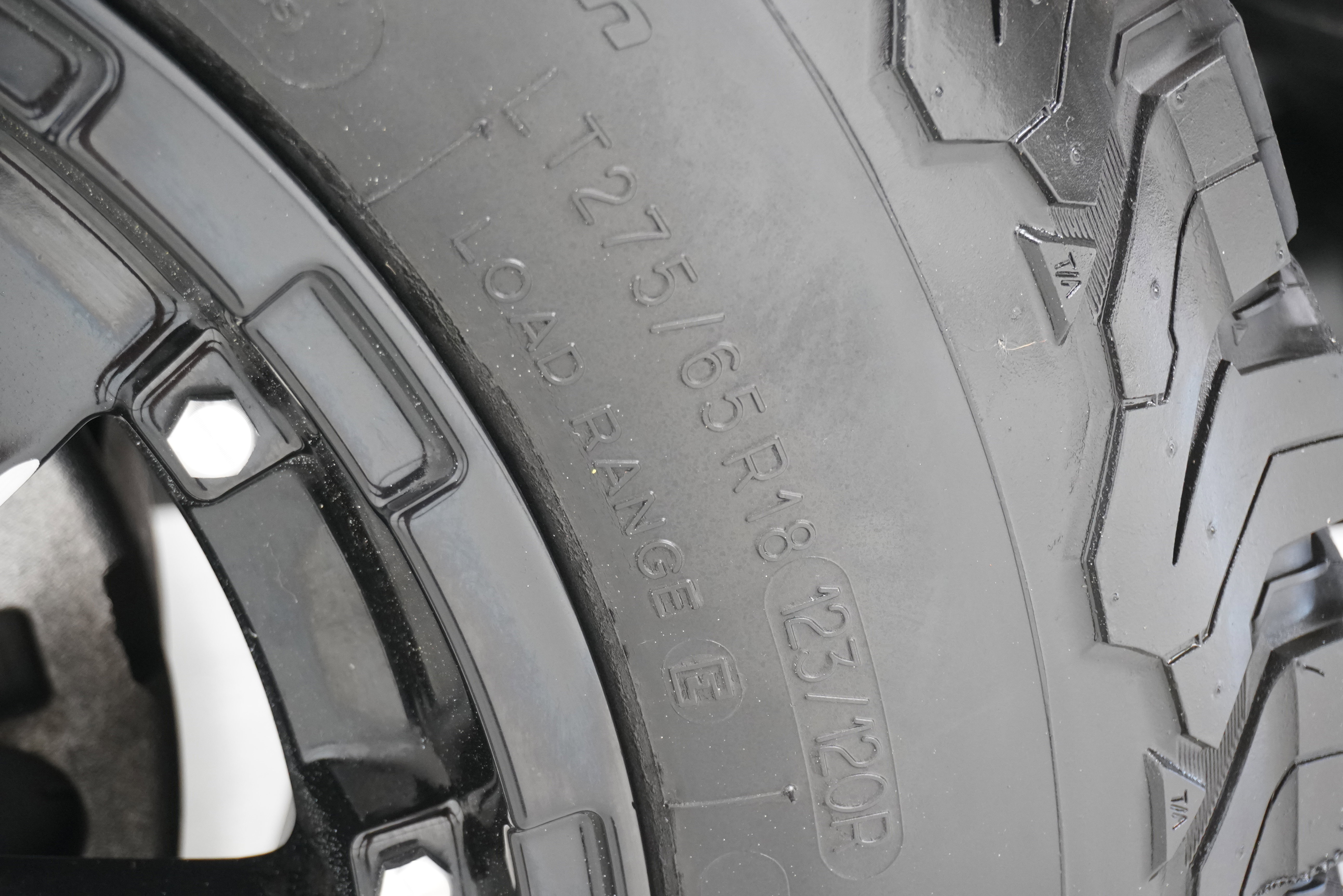 Used 2019 Jeep Wrangler Unlimited Sahara image 28