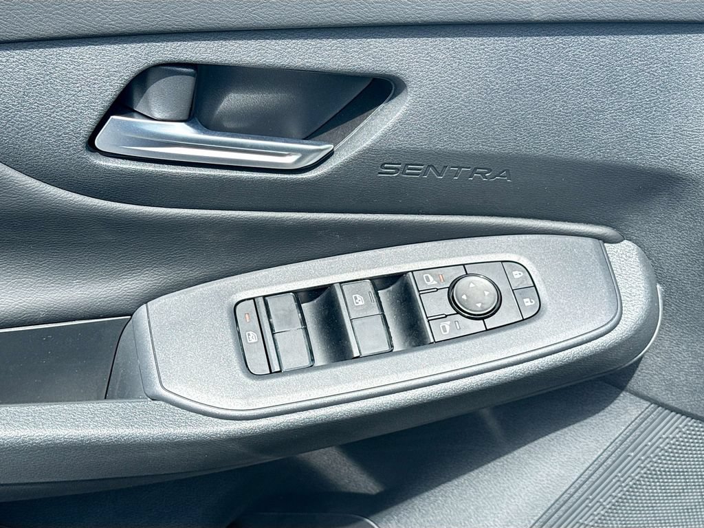 New 2026 Nissan Sentra SV w/ SV Convenience Package FWD image 17