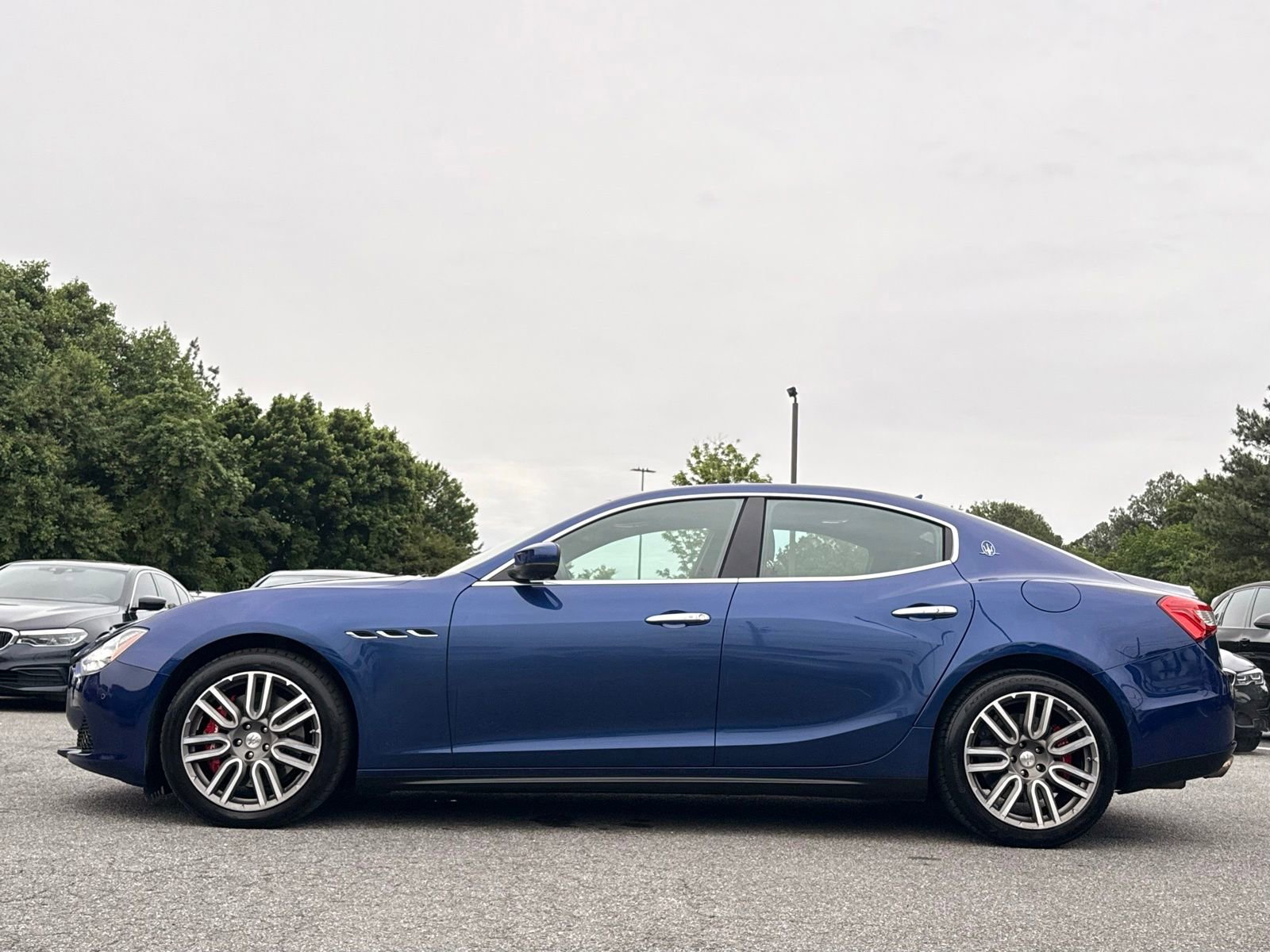Used 2017 Maserati Ghibli S Q4 AWD/4WD image 2