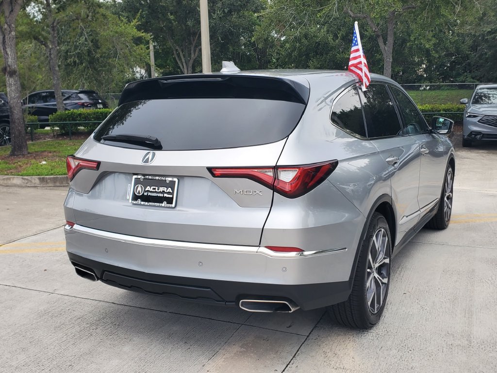 Used 2024 Acura MDX w/ Technology Package FWD image 7