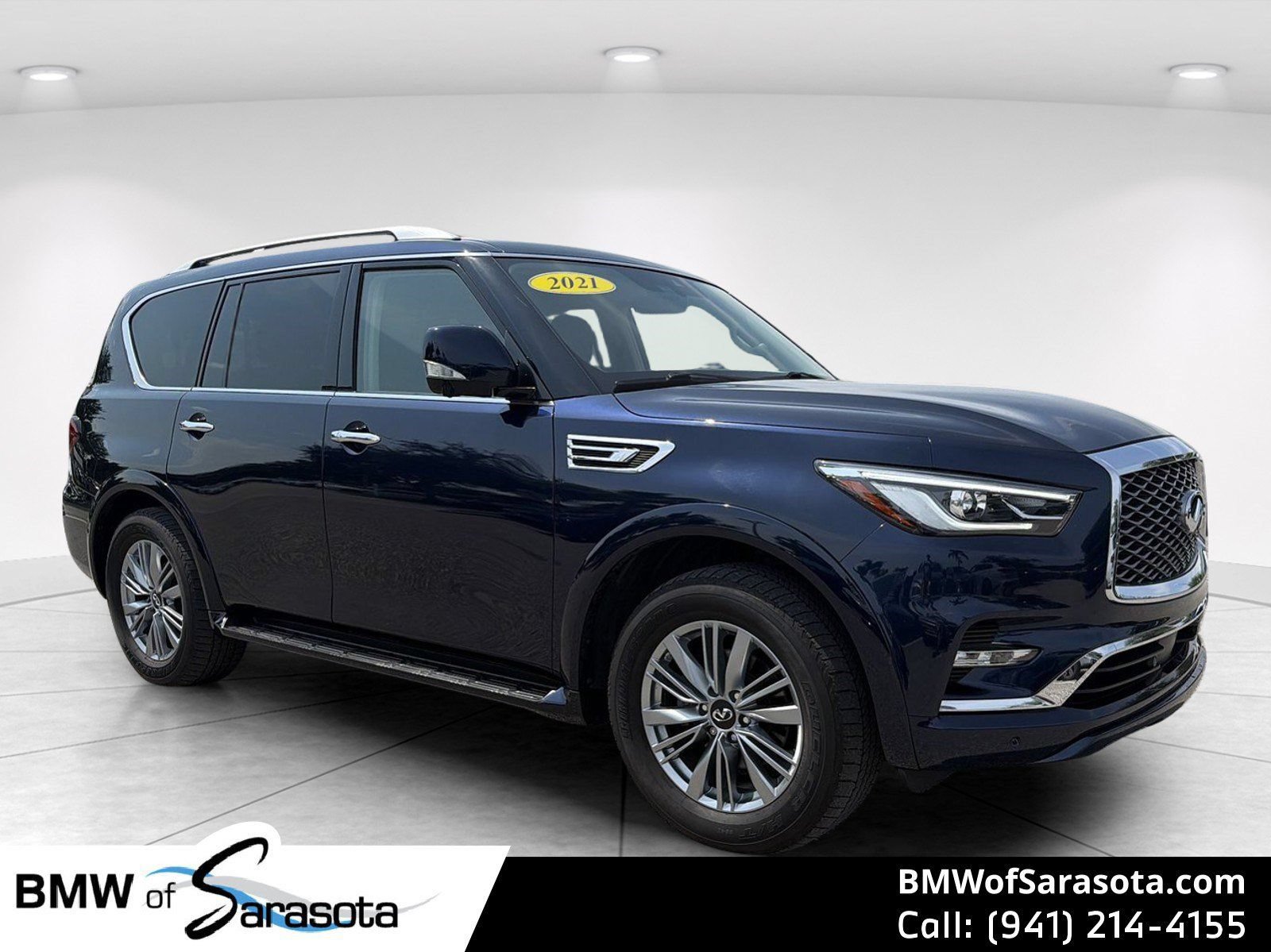 Used 2021 INFINITI QX80 Luxe w/ Cargo Package AWD/4WD image 1