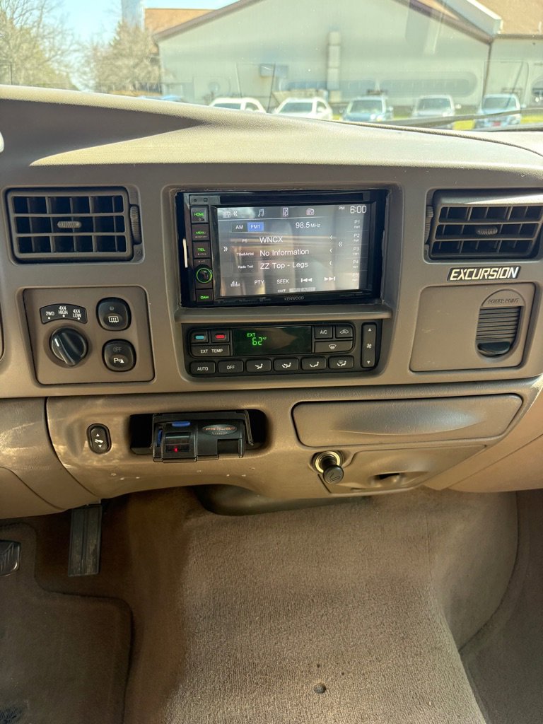 Used 2003 Ford Excursion Limited image 16