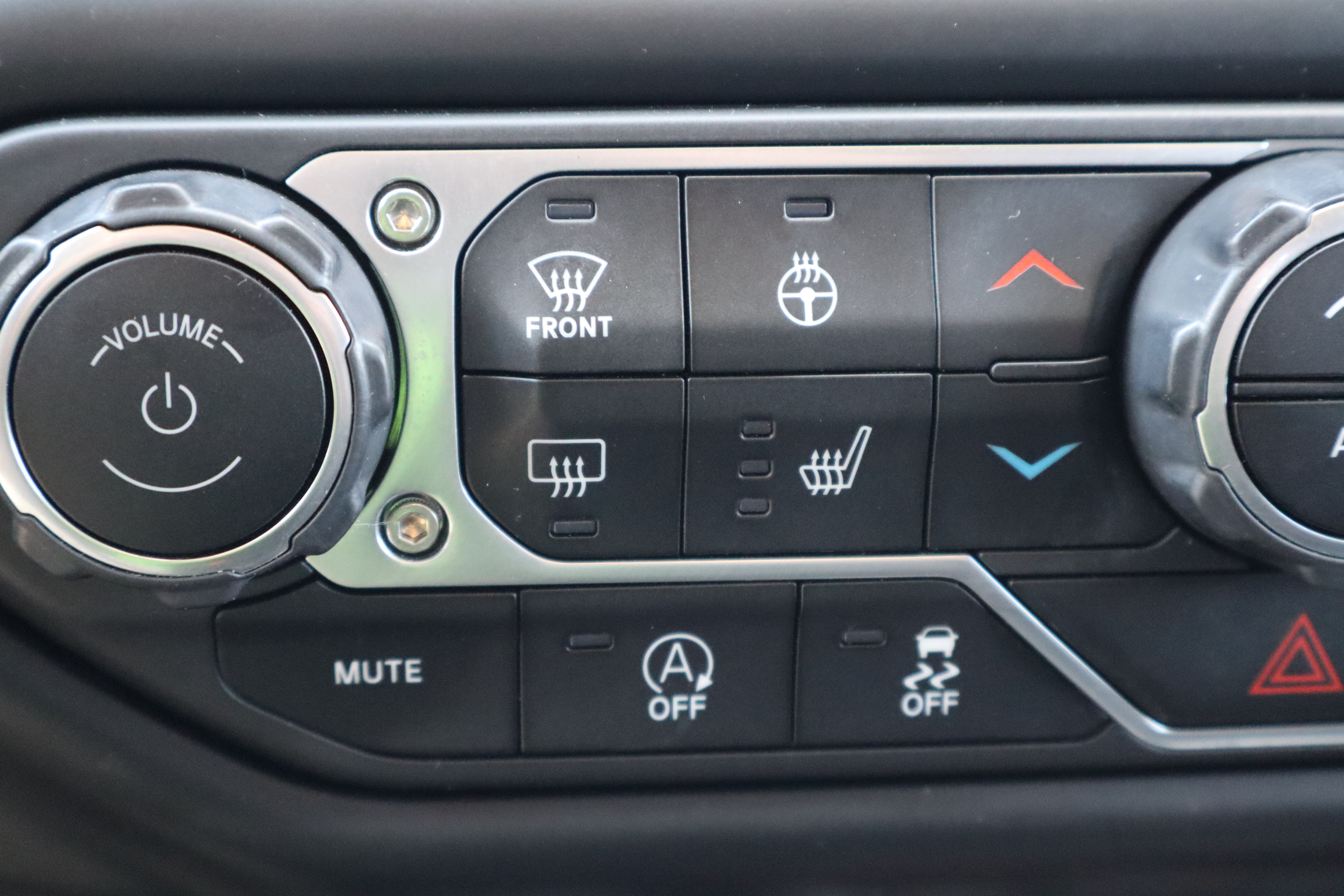 Used 2022 Jeep Gladiator Sport AWD/4WD image 24