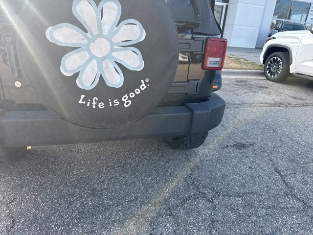 Used 2009 Jeep Wrangler X image 4