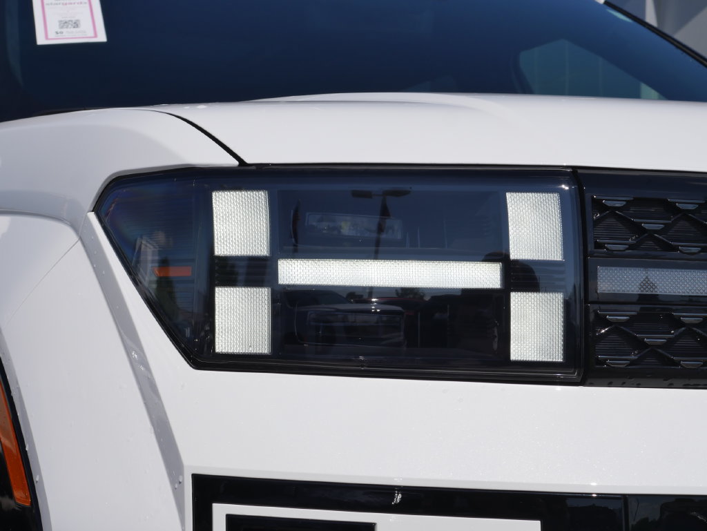 New 2026 Hyundai Santa Fe Calligraphy FWD image 4