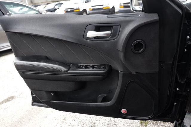 Used 2018 Dodge Charger R/T w/ Beats Audio Group RWD image 39