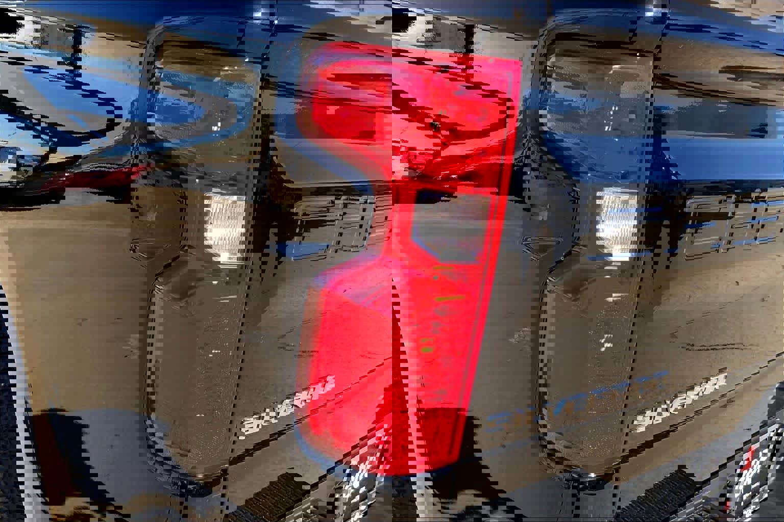 Used 2024 Chevrolet Silverado 1500 LT w/ Z71 Off-Road Package image 27