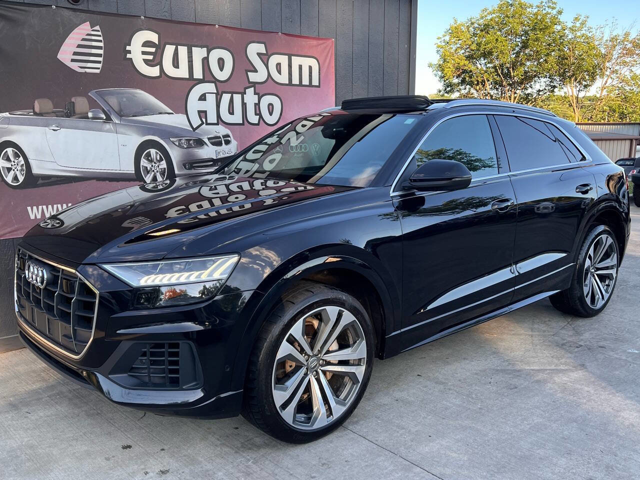 Used 2019 Audi Q8 Prestige image 1