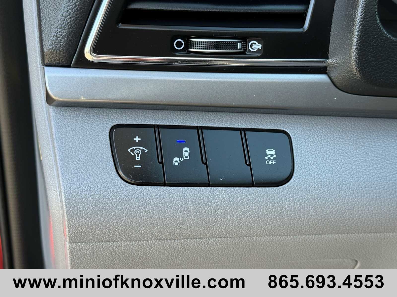 Used 2018 Hyundai Elantra Value Edition image 24