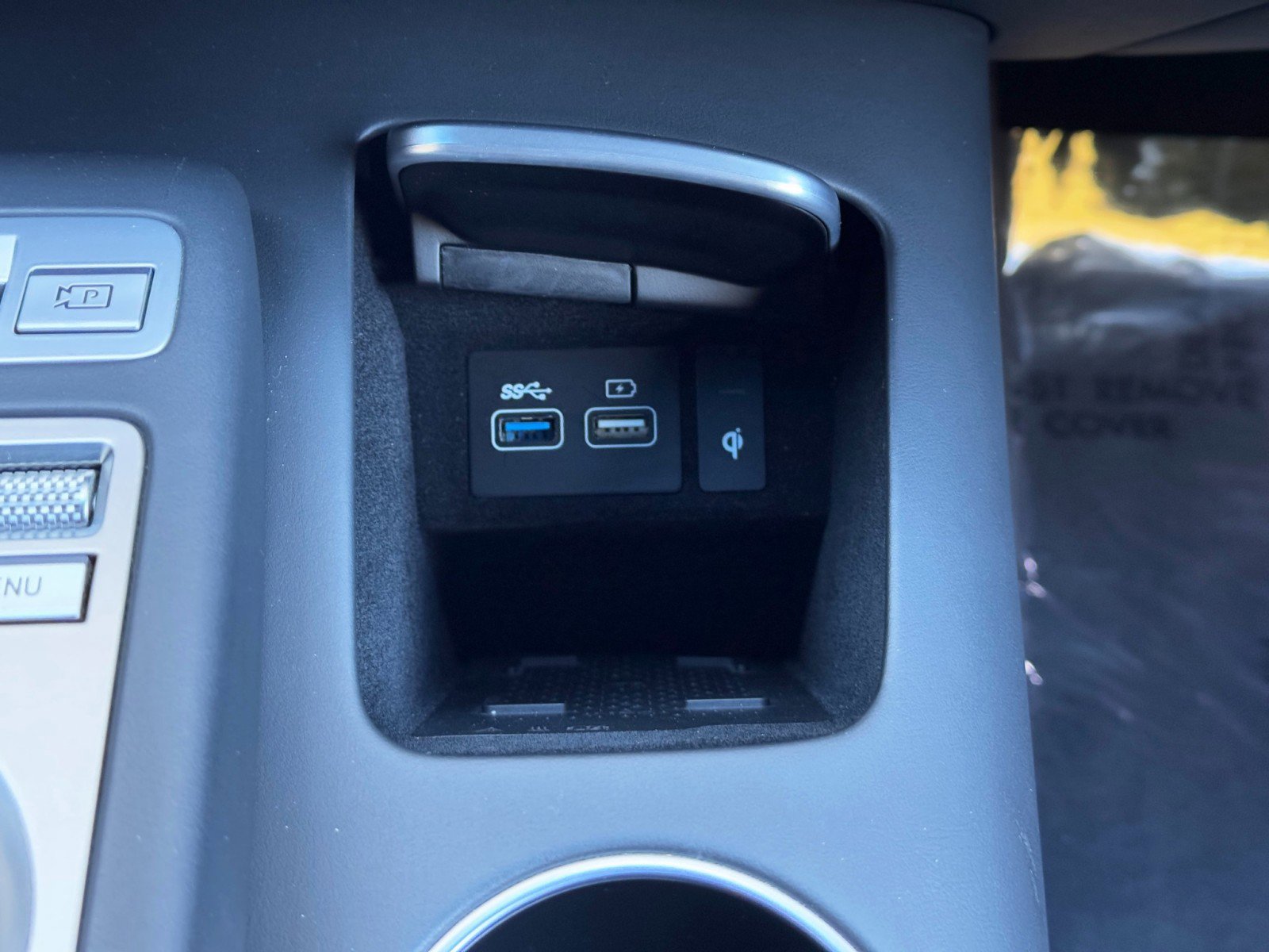 Used 2022 Genesis GV70 3.5T Sport w/ Sport Prestige Package image 34