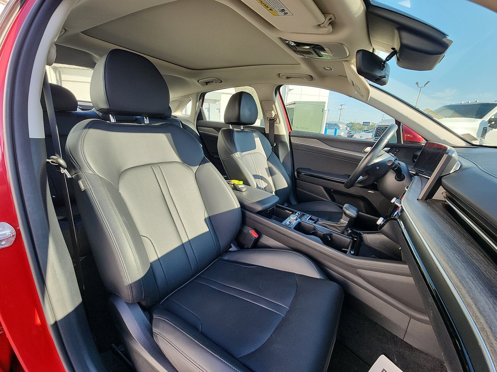 Used 2025 Kia K5 EX FWD image 24