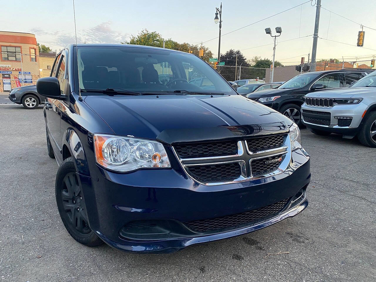 Used 2014 Dodge Grand Caravan American Value Package FWD image 29