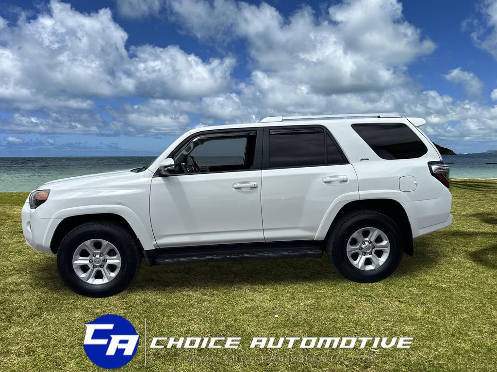 Used 2016 Toyota 4Runner SR5 Premium AWD/4WD image 3