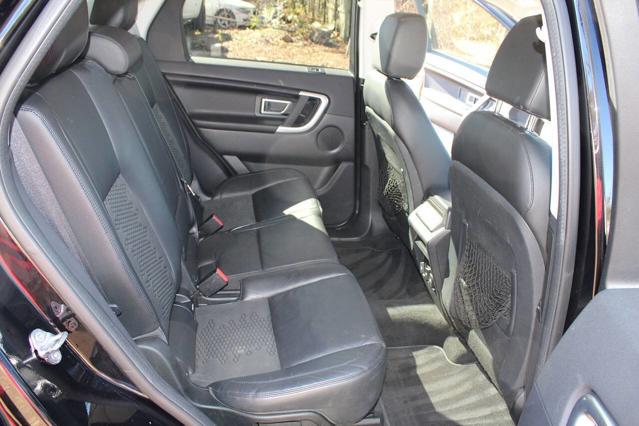 Used 2018 Land Rover Discovery Sport SE image 33