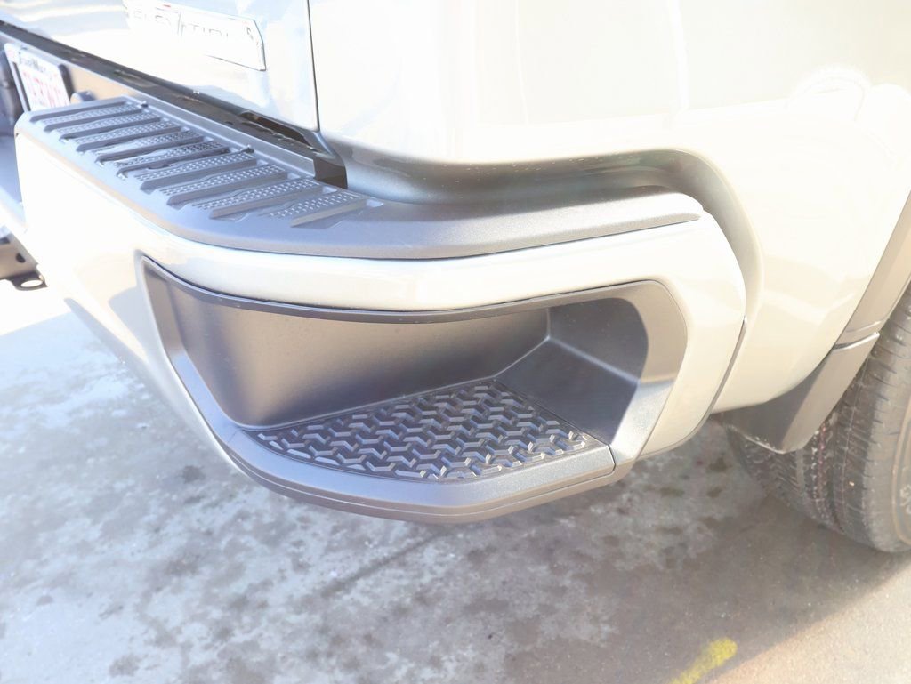 New 2026 GMC Sierra 1500 Elevation image 35