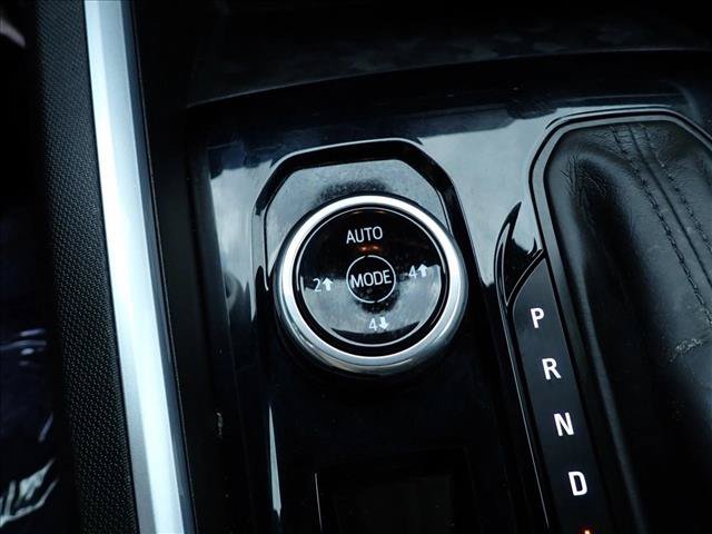 Used 2023 Chevrolet Colorado Trail Boss w/ Technology Package AWD/4WD image 21