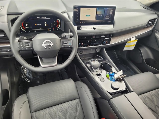New 2026 Nissan Rogue Platinum image 6