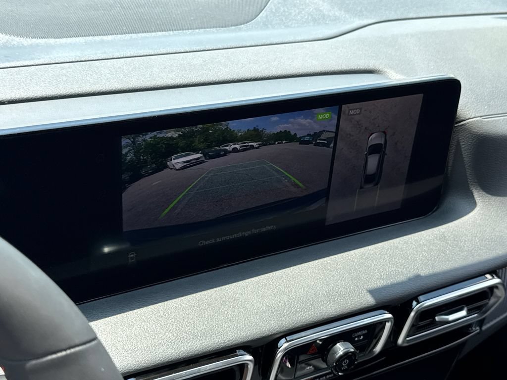 New 2026 Nissan Sentra SR w/ SR Premium Package FWD image 12