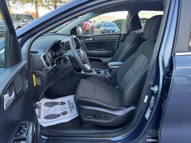 Used 2022 Kia Sportage LX w/ LX FWD Value Edition Package image 16