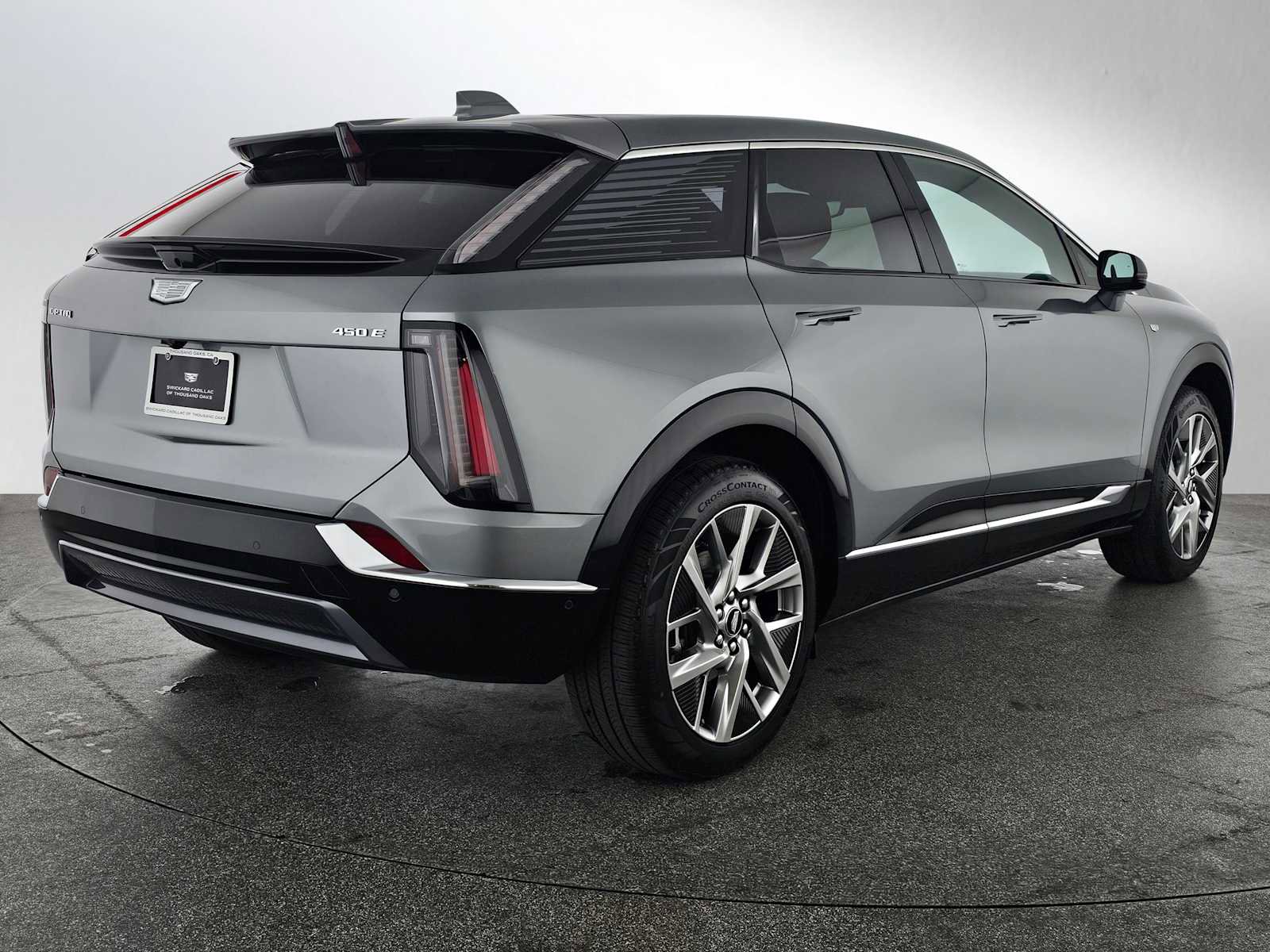 New 2026 Cadillac Optiq Luxury 1 image 3