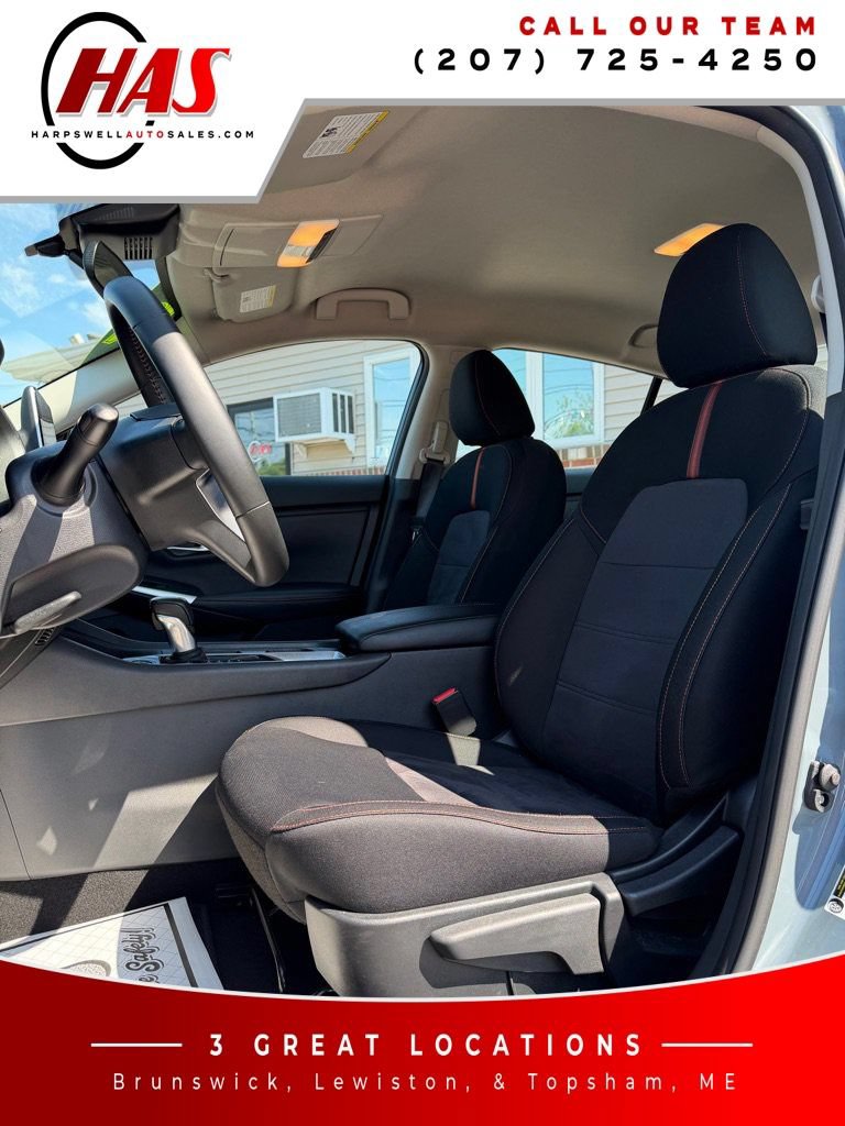 Used 2025 Nissan Sentra SR w/ Midnight Edition FWD image 10