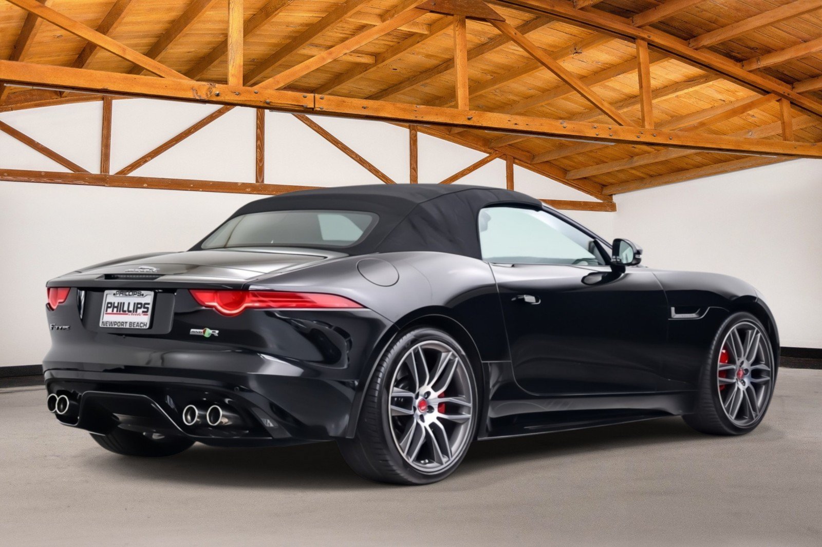 Used 2017 Jaguar F-TYPE R AWD/4WD image 5