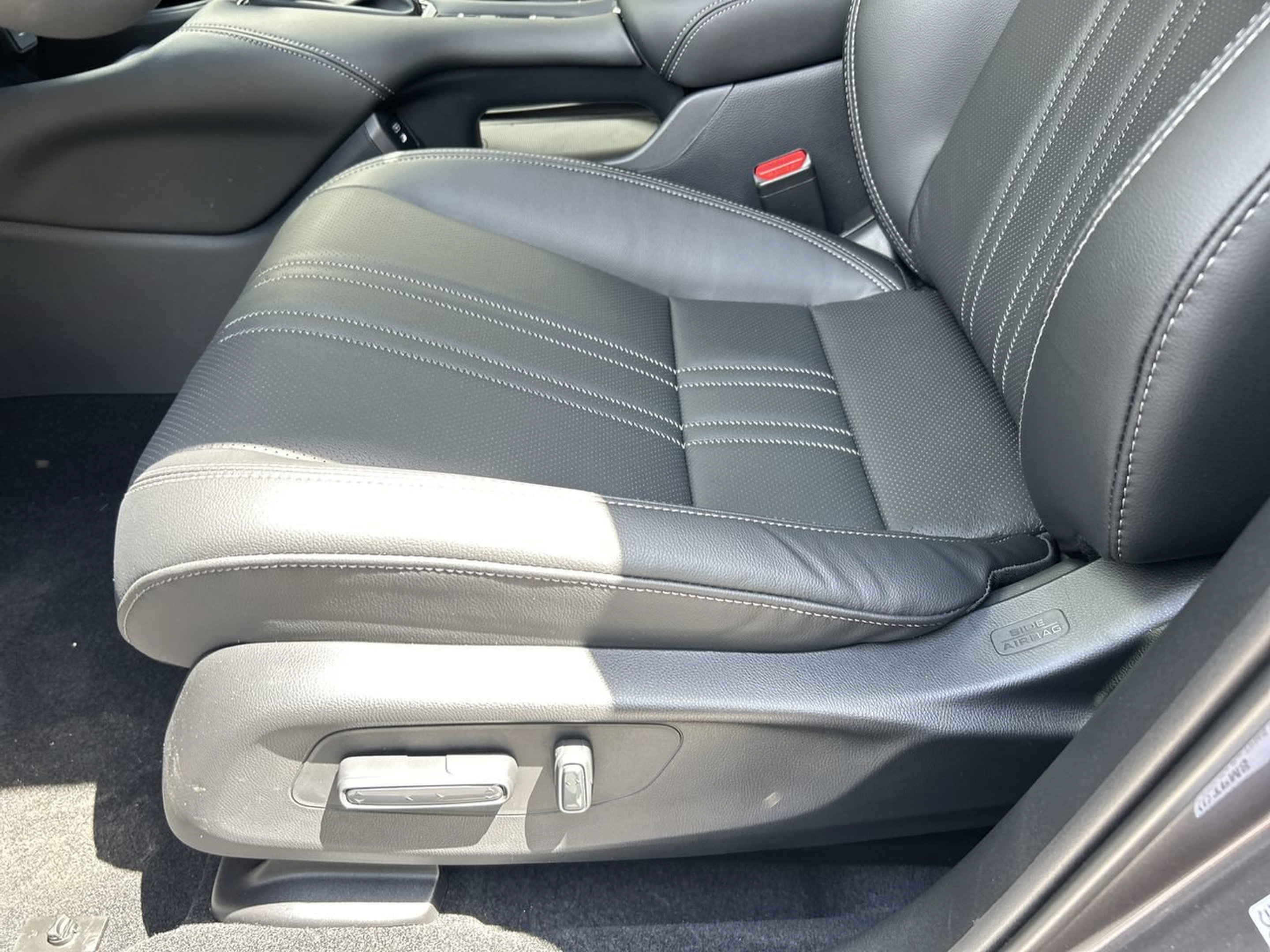 Certified 2024 Honda HR-V EX-L image 15