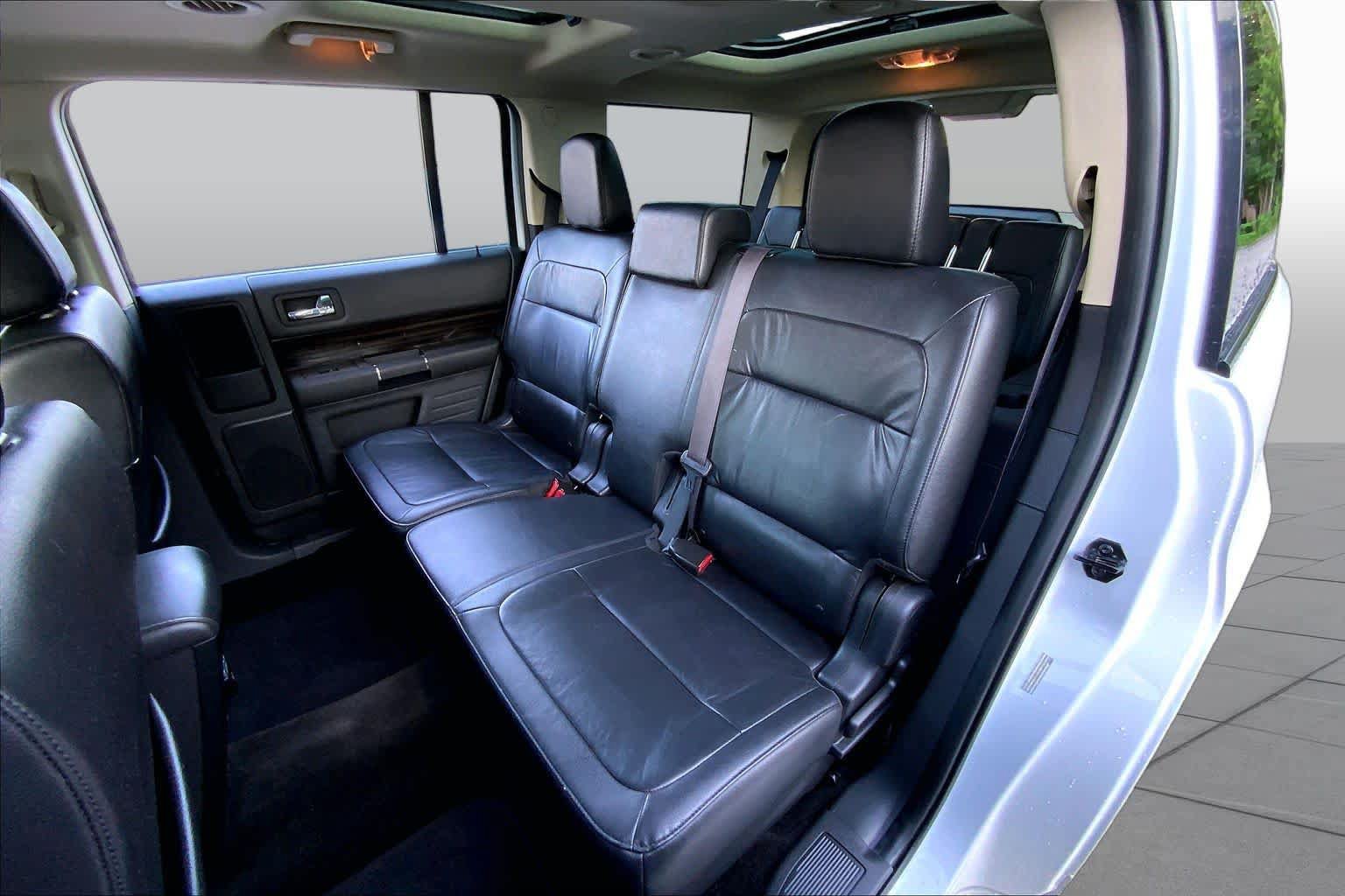 Used 2018 Ford Flex SEL w/ Equipment Group 202A AWD/4WD image 21