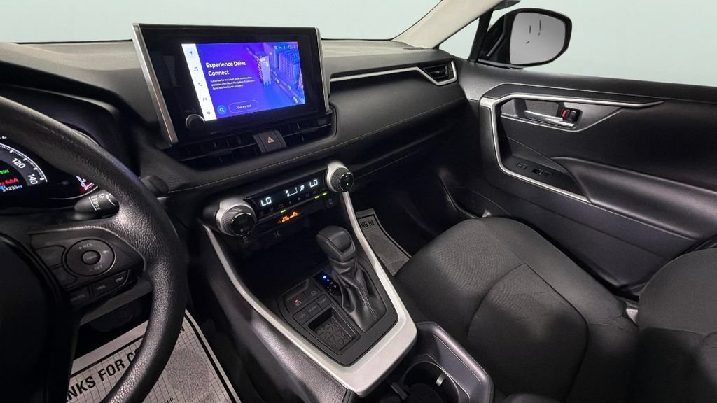 Used 2025 Toyota RAV4 XLE w/ Convenience Package FWD image 19