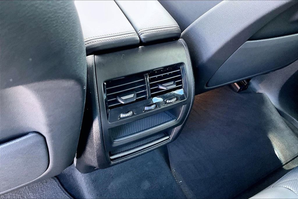 Used 2026 BMW X5 sDrive40i image 18