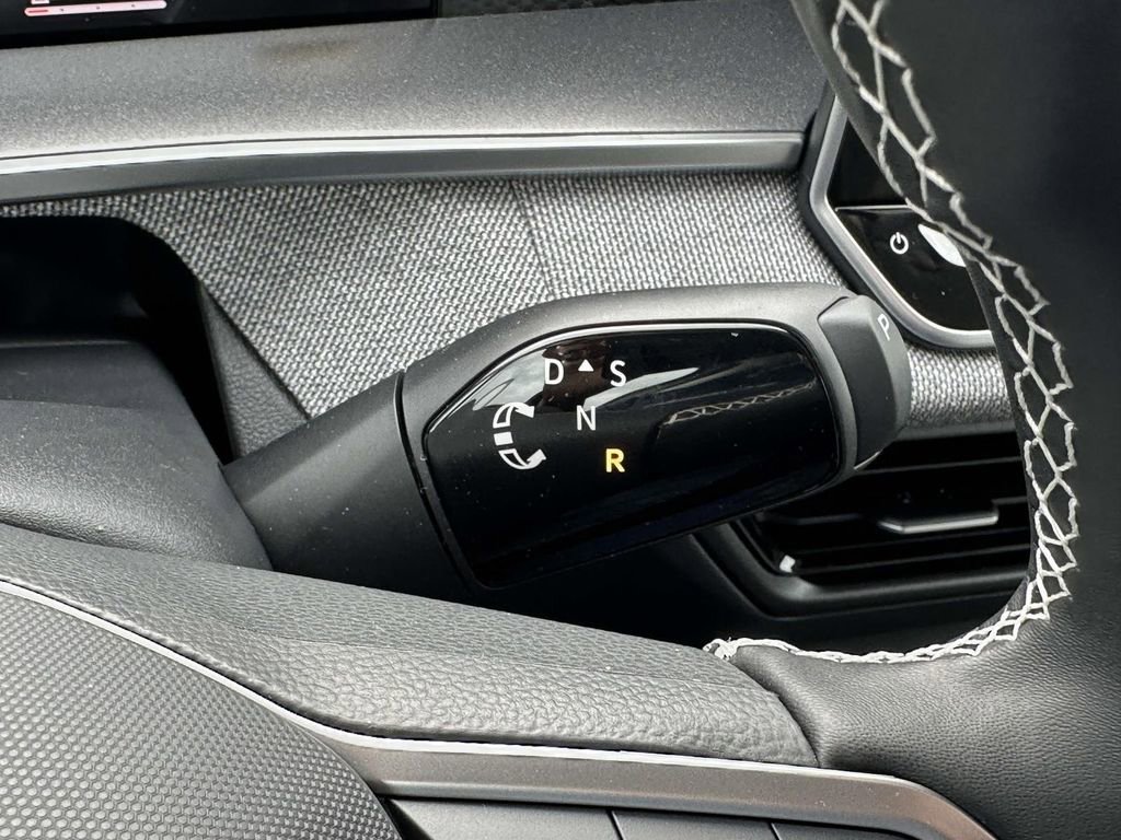 New 2026 Volkswagen Tiguan S AWD/4WD image 25