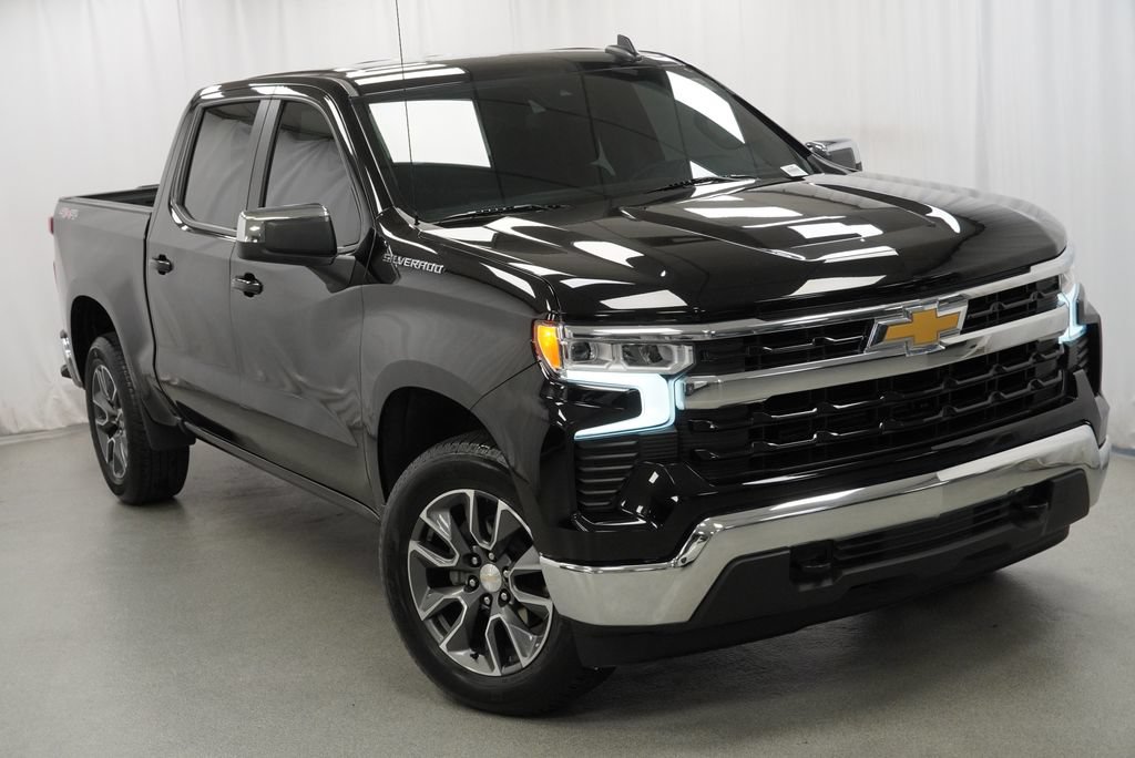 Used 2023 Chevrolet Silverado 1500 LT AWD/4WD image 35