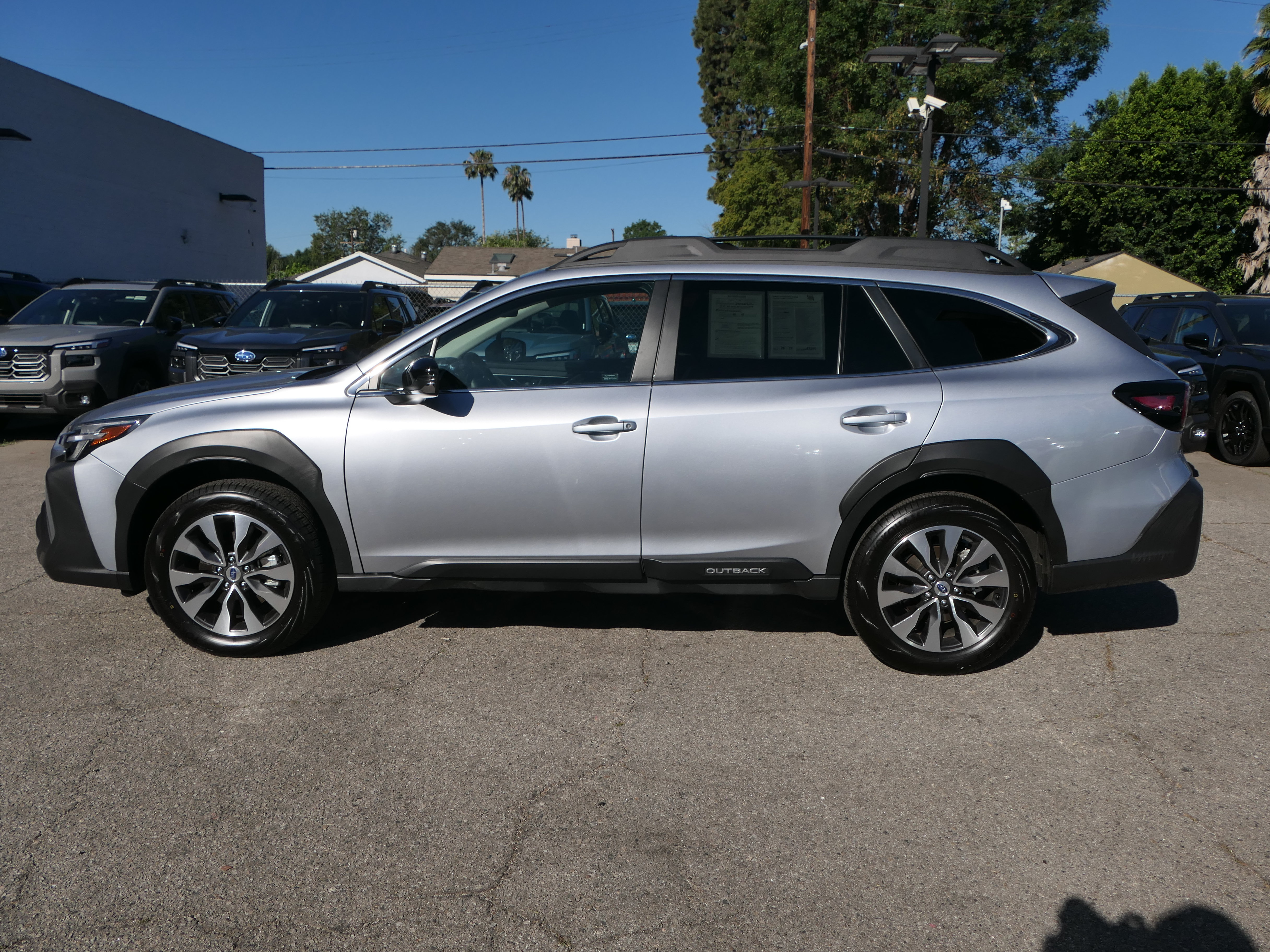 Used 2025 Subaru Outback Limited w/ Tech Package 2 AWD/4WD image 2
