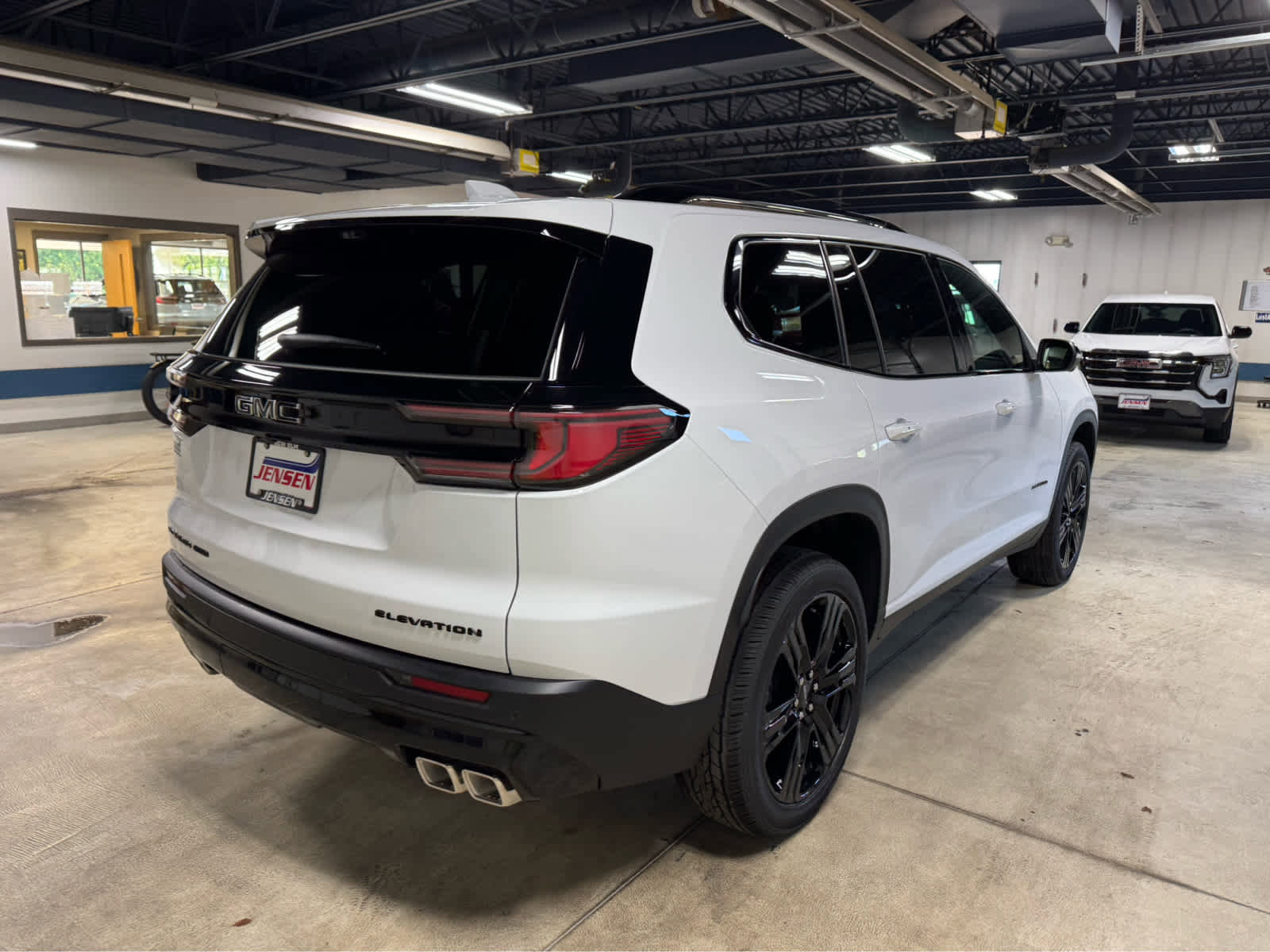 New 2026 GMC Acadia Elevation image 4