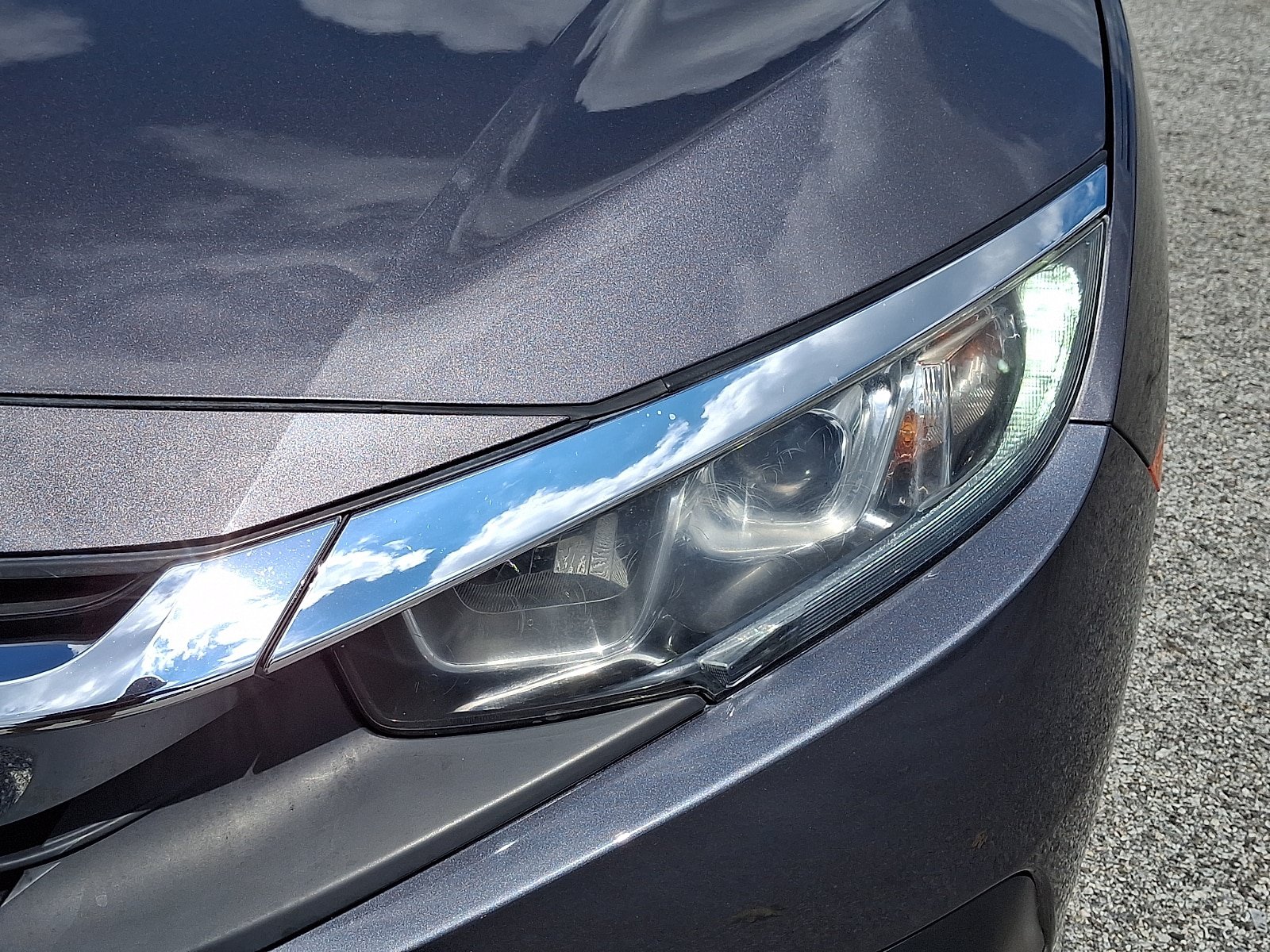 Used 2018 Honda Civic EX image 10