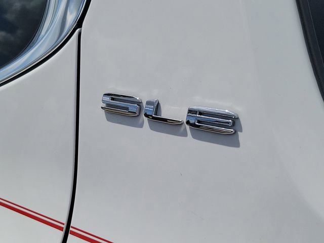 Certified 2023 GMC Acadia SLE w/ Driver Convenience Package image 7