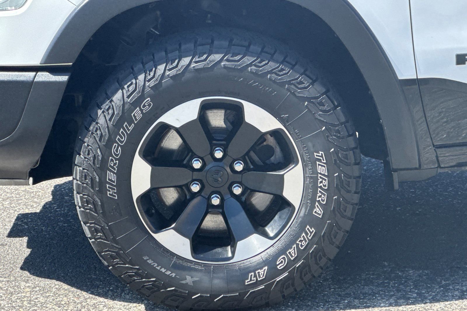 Used 2021 RAM 1500 Rebel AWD/4WD image 28