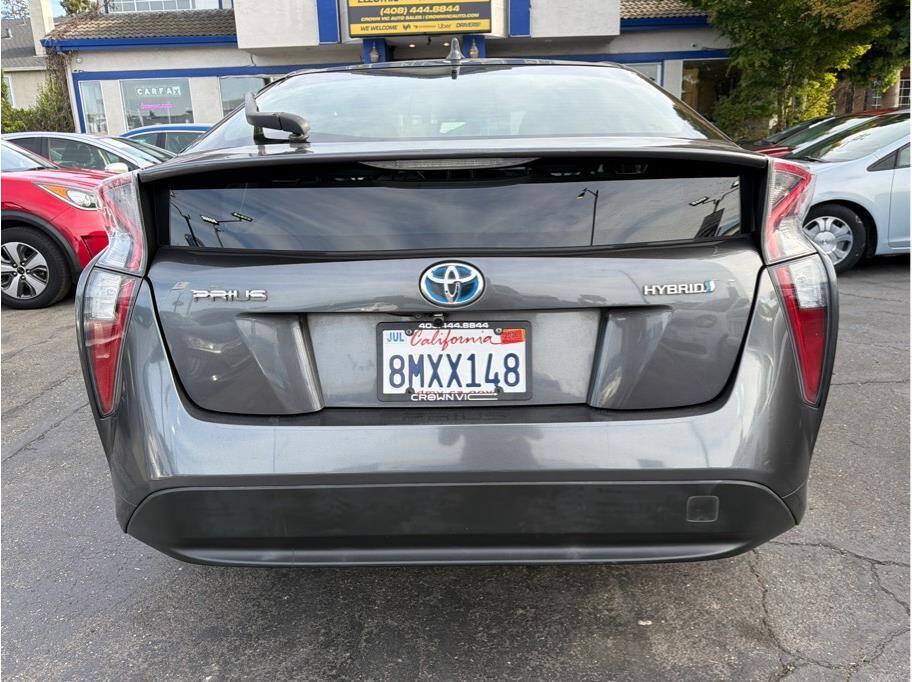 Used 2016 Toyota Prius Two FWD image 21
