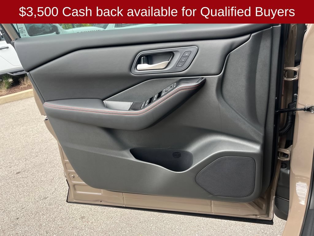 New 2026 Nissan Rogue SV AWD/4WD image 11